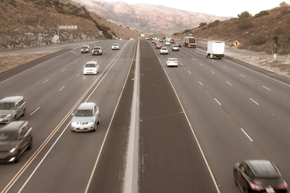 Challis, ID - One Dead, One Hurt in Multi-Vehicle Crash on US 93